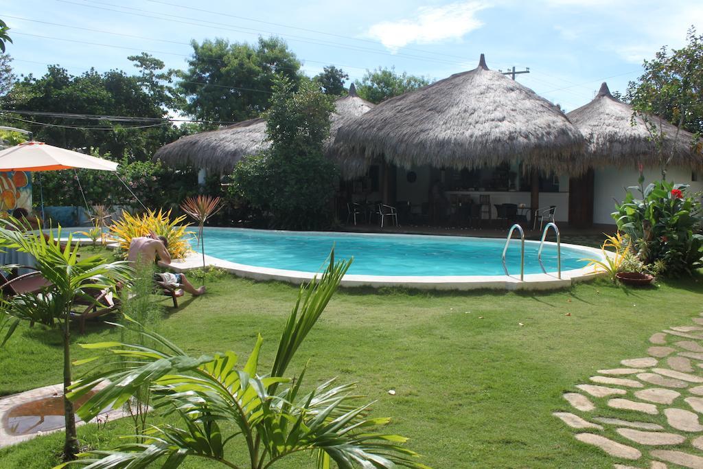 Vanilla Sky Dive Resort Bolod  Exterior photo